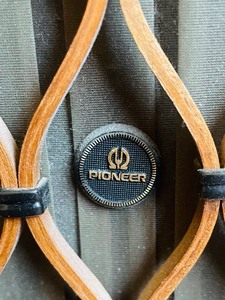 lot 8 image: Vintage Pioneer Speakers