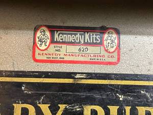 lot 69 image: Kenny Kits Vintage Tool Box With Some Tools