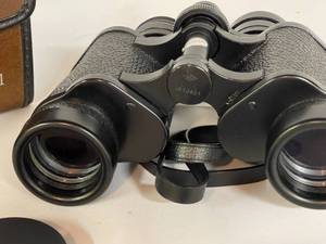 lot 73 image: Bushnell 7 x 35  Wide Field Binoculars With Case
