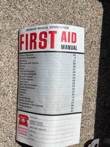 lot 45 image: Vintage Metal Nelson Wall Mount First Aid Kit From The 60s