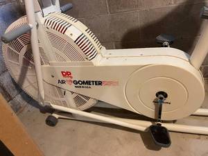 lot 111 image: DP Fit For Life Air Gometer Exercise Bike