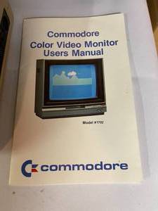 lot 128 image: Vintage Commodore Computer System Model 1702