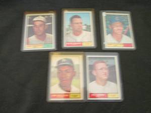 38. 5 1961 Topps Cards...