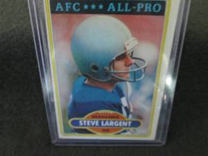 40. 1980 Topps Steve Largent Card...