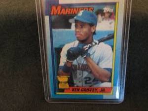117. 1990 Topps Ken Griffey JR All ...