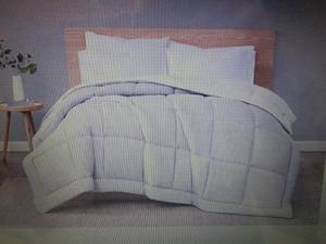 London Fog Super Soft Down-Alternat...