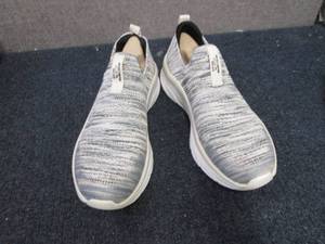 Skechers Womens Relaxed Fit DLux ...