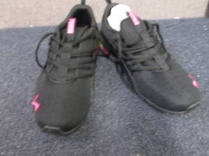 PUMA Womens Tazon 6 FM Running Sho...