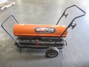 lot 131 image: Dyna-Glo Pro 180K or 220K BTU Forced-Air Kerosene Portable Heater - USED IN WAREHOUSE - RUNS WELL