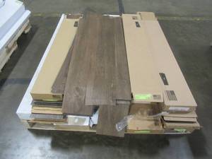lot 166 image: PALLET OF MISCELLANEOUS VINYL FLOORING.