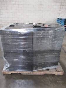 lot 169 image: WHOLESALESALVAGE PALLET (4 Pieces) OF BEVERAGE COOLERS AND MINI REFRGERATORS