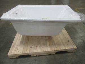 lot 212 image: SWISS MADISON Voltaire 48 in. x 32 in. Acrylic Rectangular Drop-in Left-Hand Drain Bathtub in Glossy White, SM-DB561.