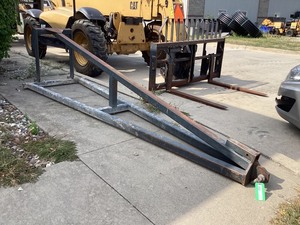 lot 415 image: Jib Fits Cat Telehandler