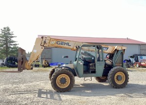 lot 416 image: 2005 Gehl RS6-42 Telehandler