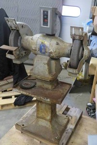 lot 4 image: BALDOR  GRINDER BUFFERS