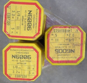 lot 6 image: 3 CONTAINERS OF N6006 WELDING RODS
