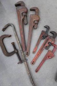 lot 81 image: MISC LARGE TOOLS