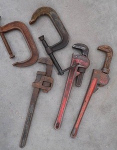 lot 87 image: MISC LARGE TOOLS