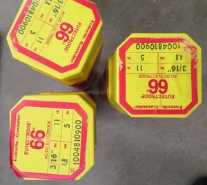 lot 26 image: 3 CONTAINERS OF EUTECTRODE 66 WELDING RODS