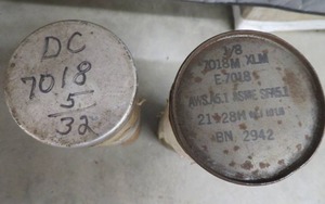 lot 33 image: 2 SAMLL TINS OF 7018 WELDING RODS