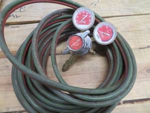 lot 124 image: L-TEC GAUGE AND HOSE