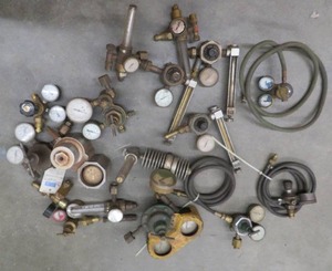 lot 126 image: MISC. GAUGES