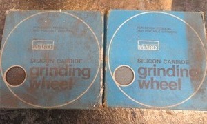 lot 145 image: 2 NEW  SILICON CARBIDE GRINDING WHEELS