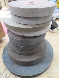 lot 157 image: MISC. GRINDING WHEELS
