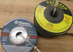 lot 169 image: STACKS OF METABO AND DAVIDSON GRINDING WHEELS