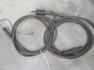 lot 190 image: 2 MIG  WIRE FEED CABLES & GUNS