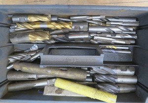 lot 205 image: PLASTIC TOOL CADDY FULL OF ENDMILLS