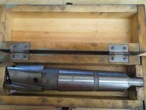 lot 206 image: #3 OR 4 CUTTING TOOL. MORRIS TAPER