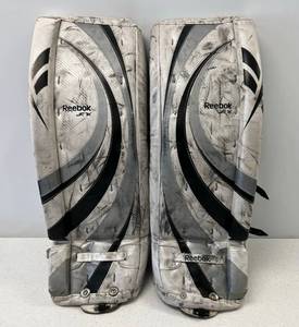 lot 25 image: Reebok Jr 7K Goalie Pads 28