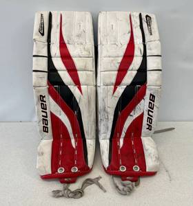 lot 34 image: Bauer Reactor Goalie Pads Jr 30