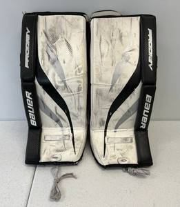 lot 36 image: Bauer Prodigy Goalie Pads 24