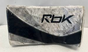 lot 88 image: Used Reebok Xpulse Goalie Blocker Jr