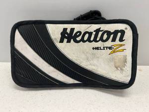 lot 99 image: Used Heaton Helite-2 Goalie Blocker Yth