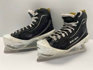 lot 101 image: Used  Bauer Supreme One60 Goalie Skates  Shoe Size 4
