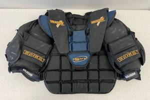 lot 117 image: Used Vaughn Legacy Goalie Protective Chest Plate Jr