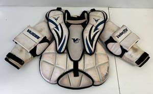 lot 128 image: Used Vaughn Velocity 7110 Goalie Protective Chest Plate Jr