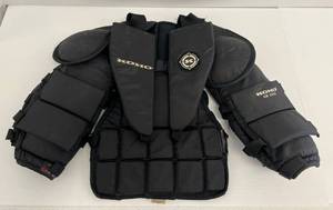 lot 130 image: Used v Koho Goalie Protective Chest Plate Jr