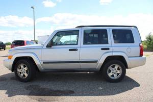 2006 Jeep Commander - 4X4