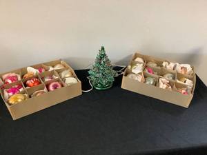 lot 1234 image: AntiqueVintage Christmas Lot