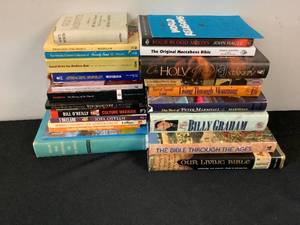 lot 1155 image: Book Bundle 1