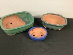 lot 1274 image: Planters 2