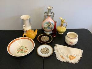 lot 1290 image: Misc. Kitchen Lot