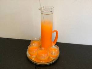 lot 1292 image: Pitcher and Glasses