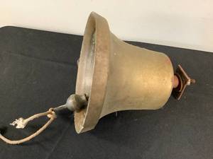 lot 1254 image: Church Bell