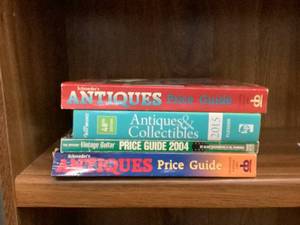 lot 1374 image: Antiques Books