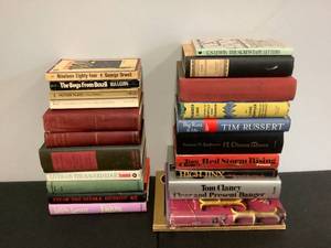 lot 1384 image: Book Bundle